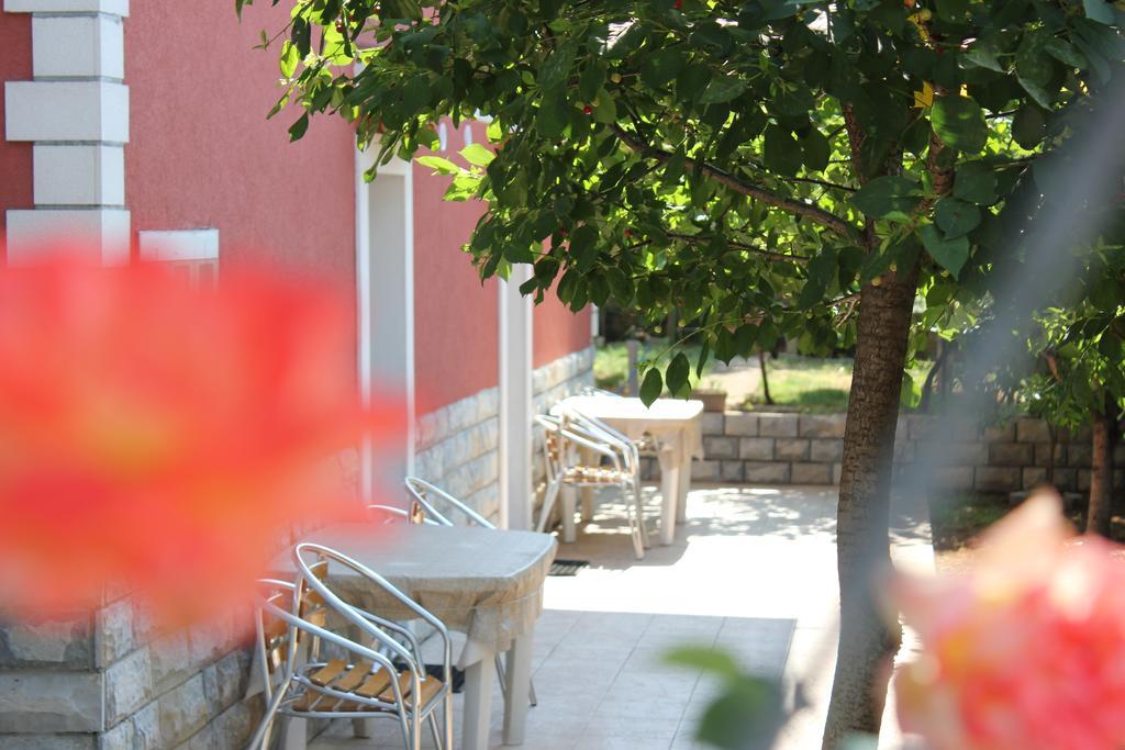 Apartments Toni Trogir Ruang foto